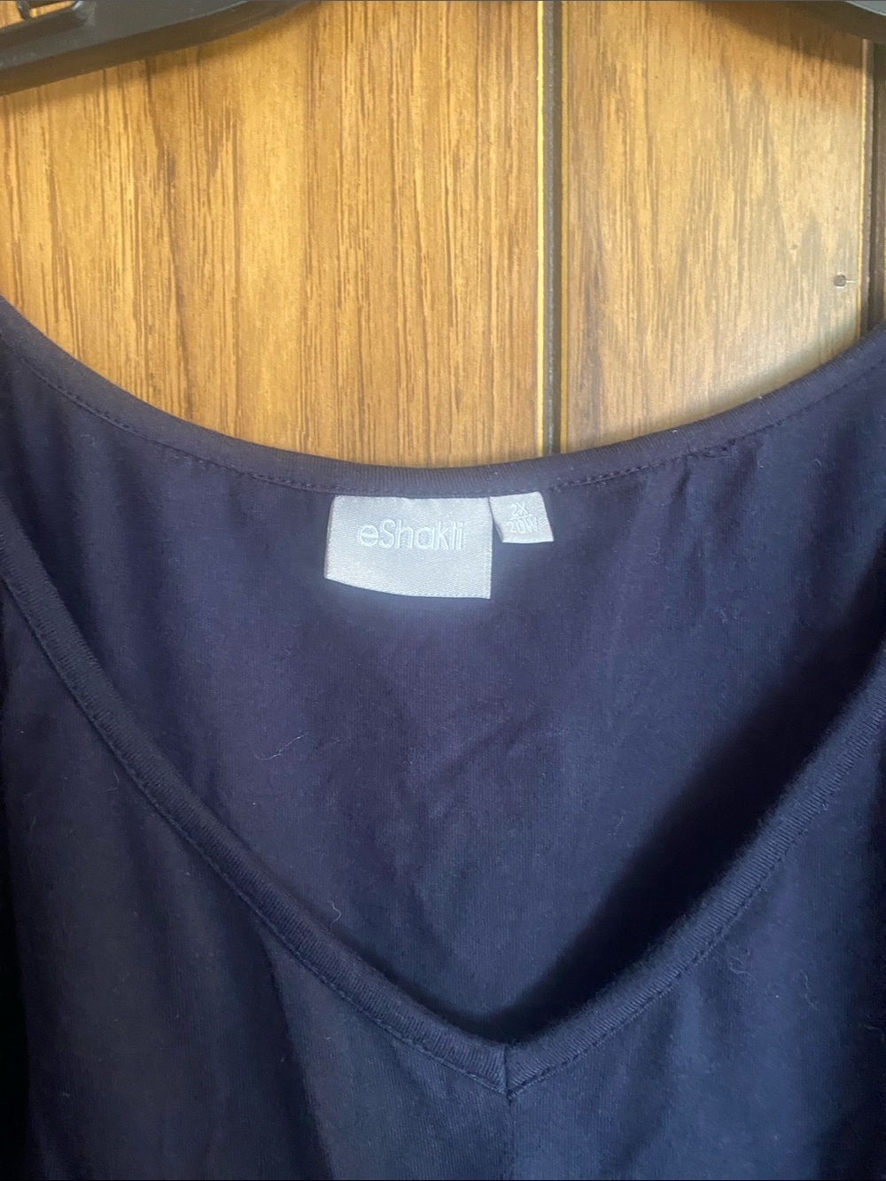 eshakti Deep Navy V‑Neck Three‑Quarter Sleeve Midi Dress - Picture 2 of 4